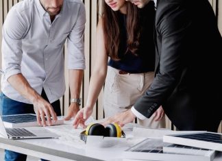 Как выбрать защитное покрытие для деревянных фасадов